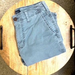 American Eagle chino shorts W26
